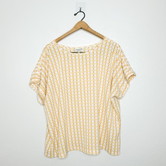 Studio B by Bobeau Lightweight Colorful‎ Yellow Boxy Short Sleeve Top Plus 1X - Picture 2 of 7